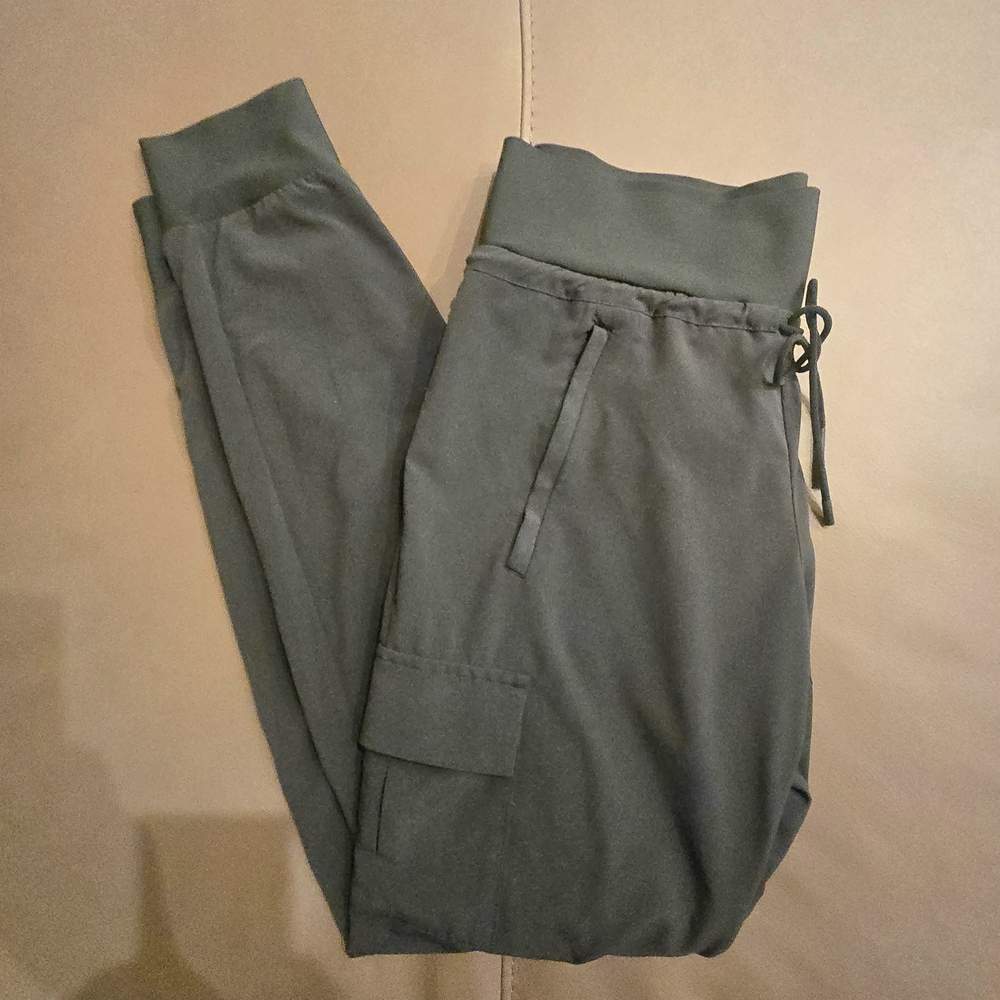 Athleta Women's Sutton Jogger In Arbor Olive- Size 4 - Picture 6 of 11